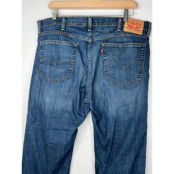 LEVIS 559 Relaxed Straight Fit Jeans Stretch Women's Jeans Size 38x32 - Picture 5 of 7